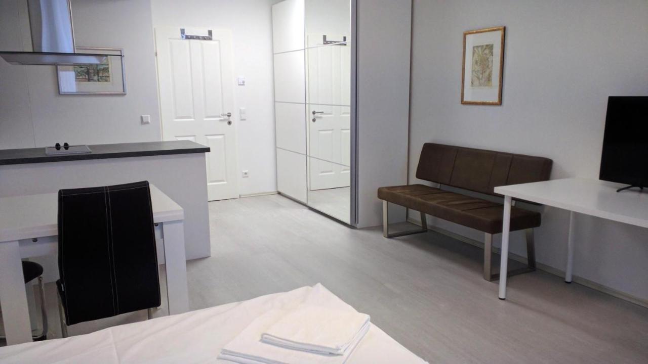 101 Athen, Studio Apartment, 38M2 1-4 Pers Klagenfurt am Woerthersee Exterior foto