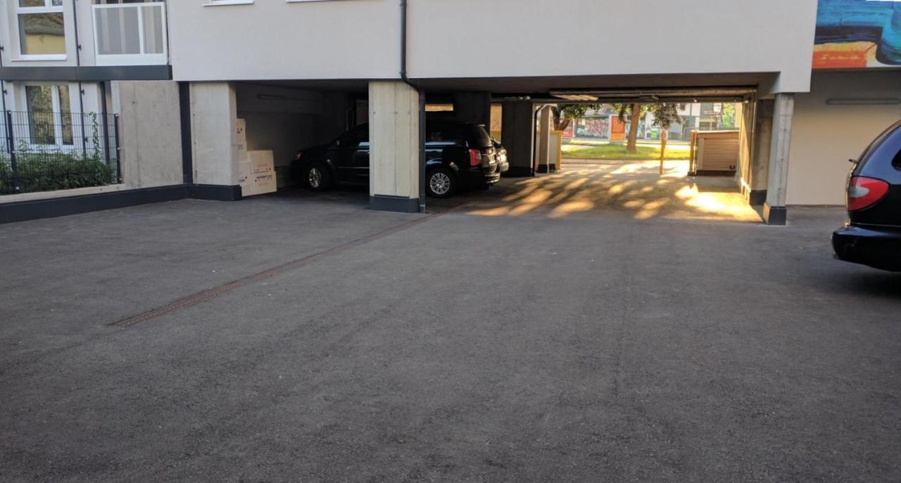101 Athen, Studio Apartment, 38M2 1-4 Pers Klagenfurt am Woerthersee Exterior foto